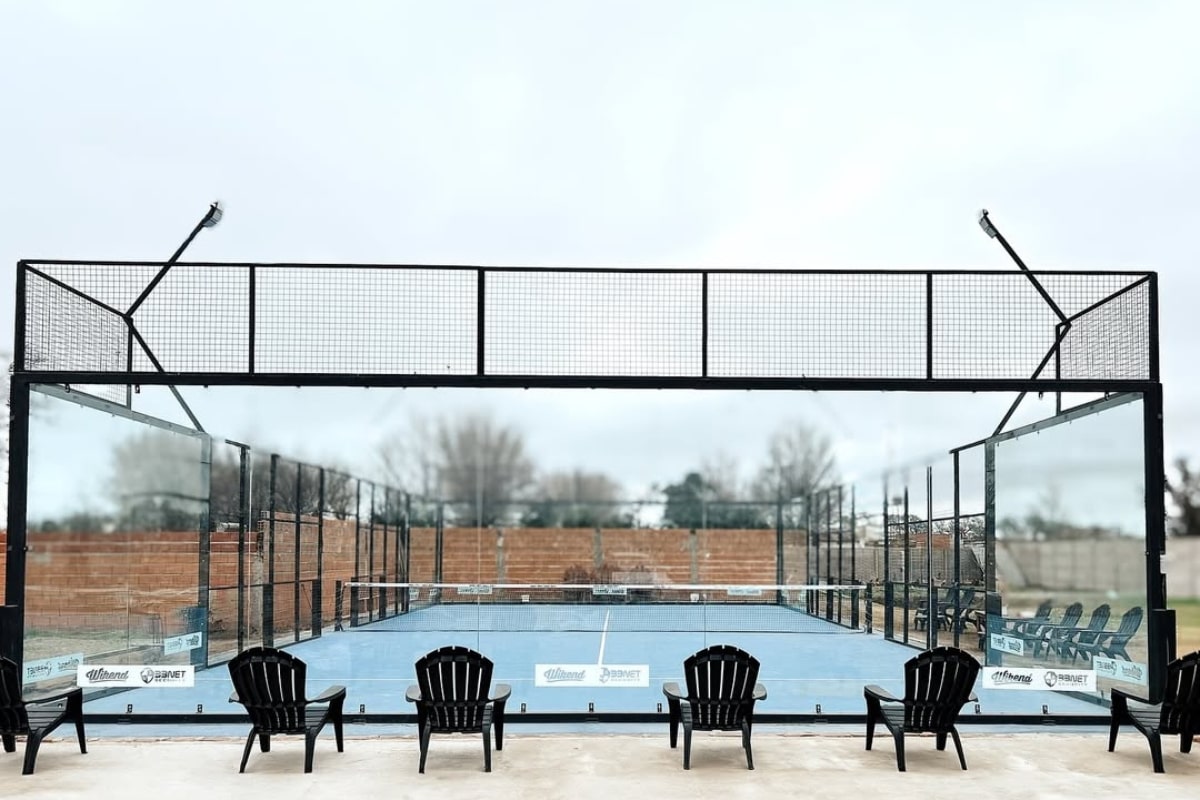 Vista panorámica de cancha de pádel MS en Catrilo, La Pampa